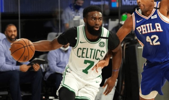  凯尔特人险胜76人稳固东部榜首席位